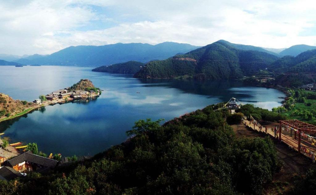 北京出發(fā)云貴川16日自駕游：海螺溝、瀘沽湖、黃果樹、梵凈山16日自駕