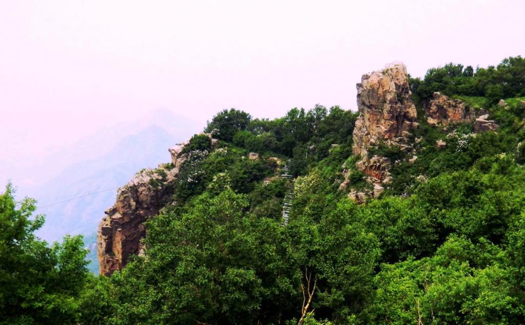北京周邊2日自駕游：銀狐洞、百花山主峰、七彩小鎮(zhèn)河北2日自駕