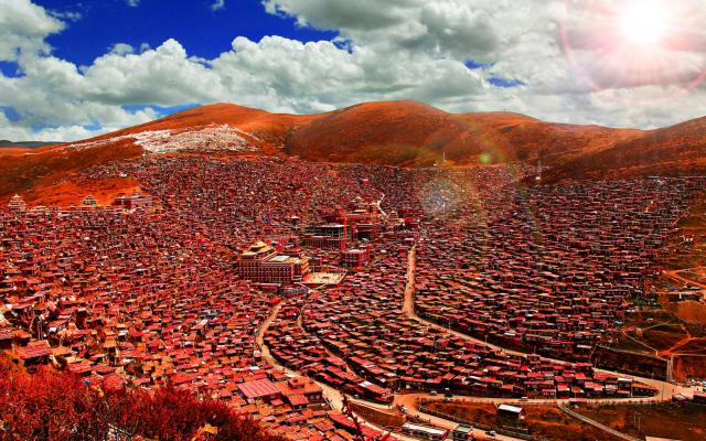 成都出發(fā)紅色佛國(guó)色達(dá)4日自駕游：馬爾康-八美鎮(zhèn)4日川西小環(huán)線(xiàn)自駕游
