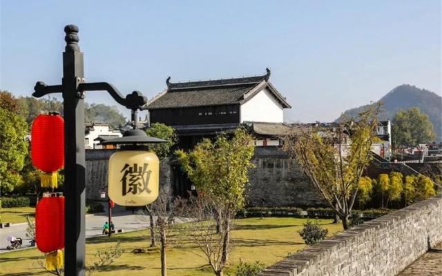 武漢出發(fā)安徽歙縣過大年4天自駕活動：徽州古城—千年許村—皖浙1號風景道—新安江山水畫廊4日游